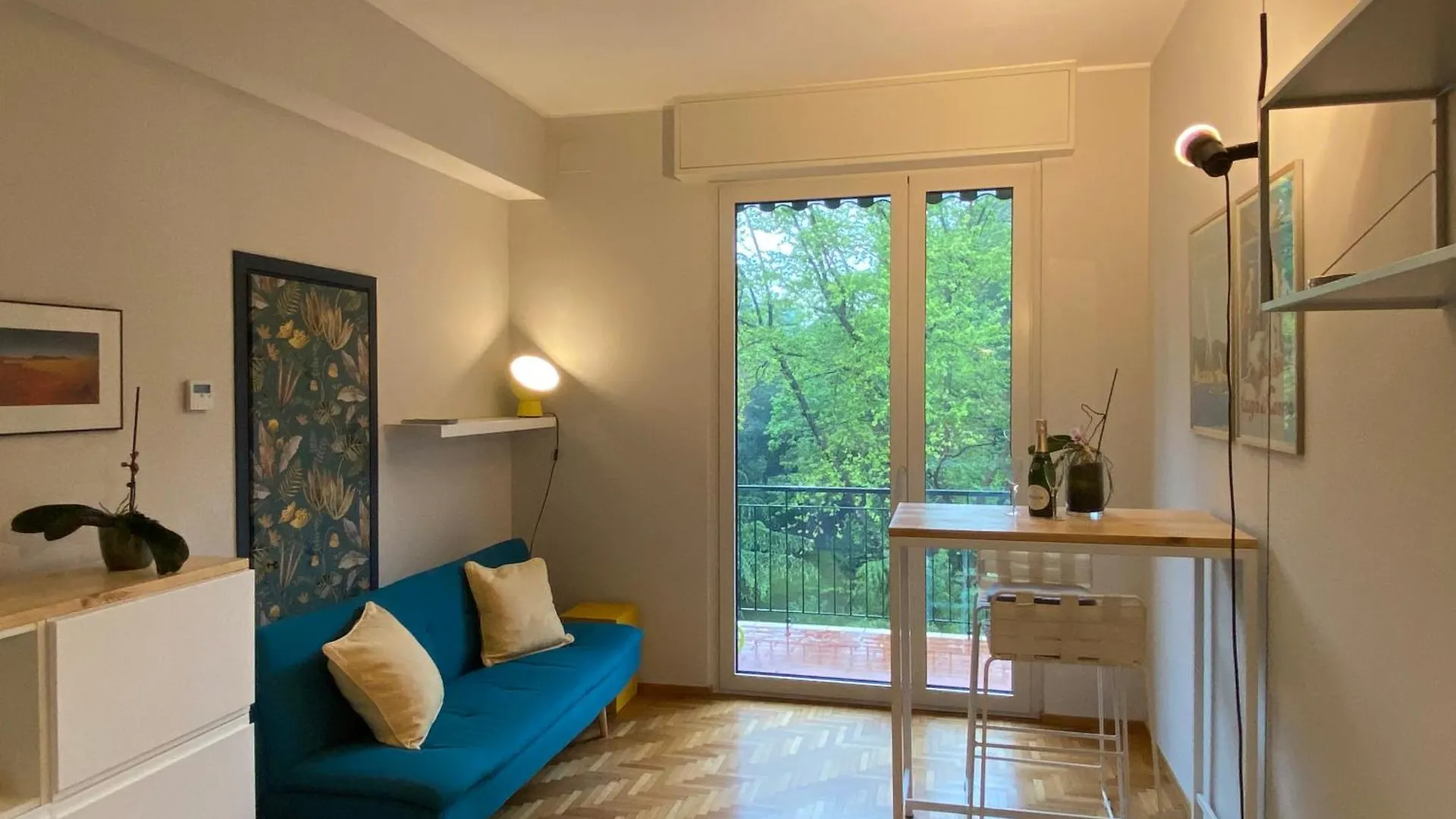 Ferienwohnung Cosy In The Park Como Apartment